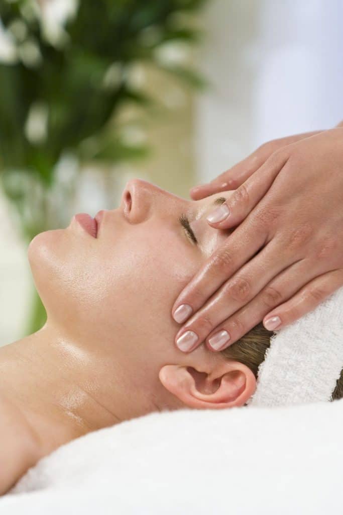 Stress control & Pain Relief with Expert Massages at Bluebonnet