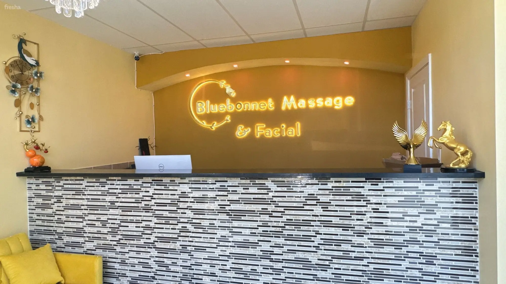 Bluebonnet Massage Dallas location on Greenville Avenue